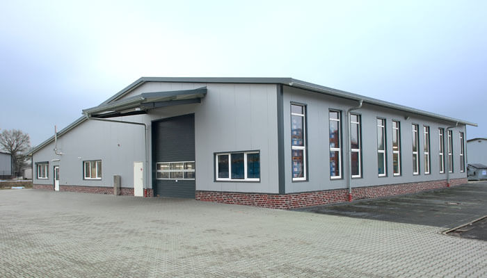 Hallenbau 2013